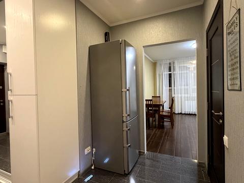 квартира за адресою Анни Ахматової вул., 22