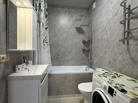 квартира по адресу Героев Небесной Сотни просп., (Будинок 20/10)