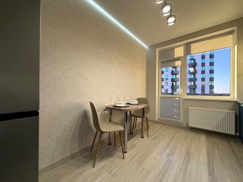 квартира по адресу Героев Небесной Сотни просп., (Будинок 20/10)