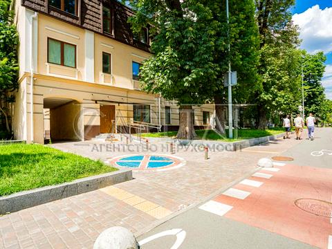 комерційна за адресою Київ, Івана Франка вул., 26