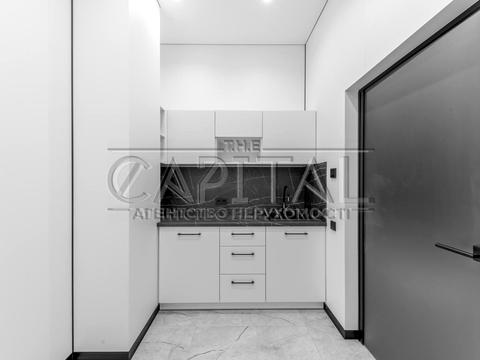 комерційна за адресою Василя Тютюнника вул. (Анрі Барбюса), 42