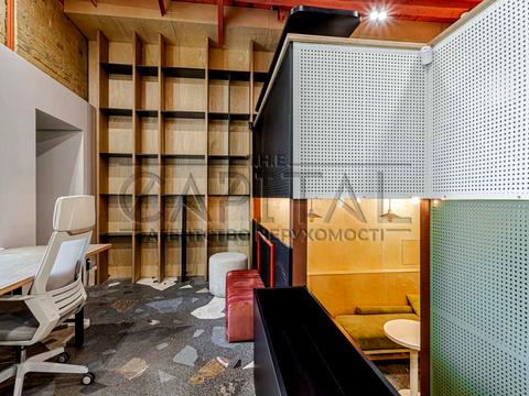 комерційна за адресою Київ, Богдана Хмельницького вул., 9