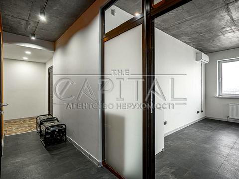 комерційна за адресою Срібнокільська вул., 1