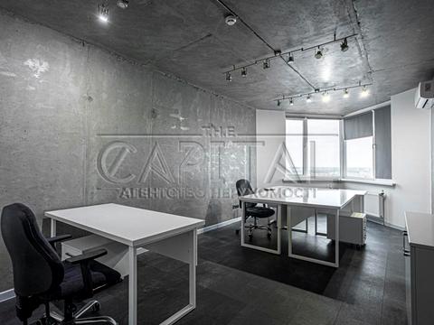 комерційна за адресою Срібнокільська вул., 1