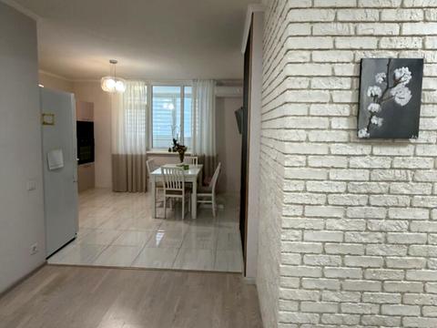 квартира за адресою Авіаконструктора Ігоря Сікорського вул. (Танкова), 1-А