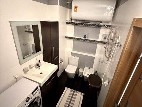 квартира за адресою Авіаконструктора Ігоря Сікорського вул. (Танкова), 1-А