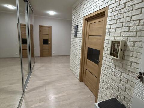 квартира за адресою Авіаконструктора Ігоря Сікорського вул. (Танкова), 1-А