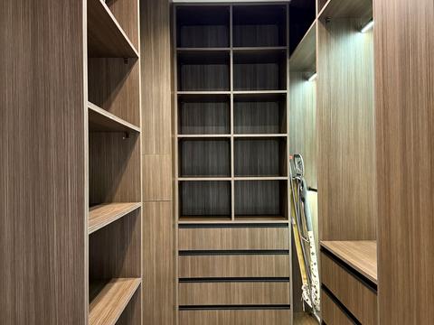 квартира за адресою Слов'янська набережна вул., (Будинок 3)