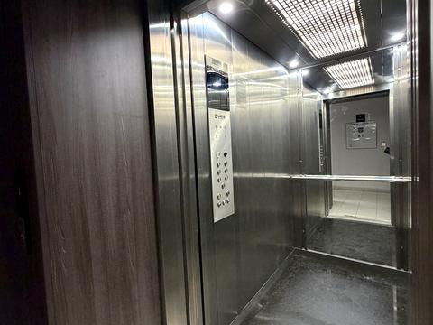 квартира за адресою Слов'янська набережна вул., (Будинок 3)