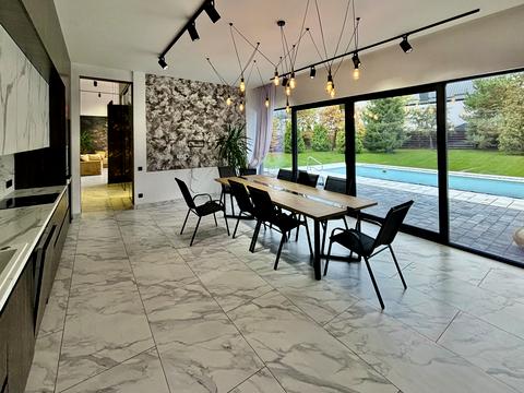 дом по адресу с. Петропавловская Борщаговка, Княгини Ольги ул., 14