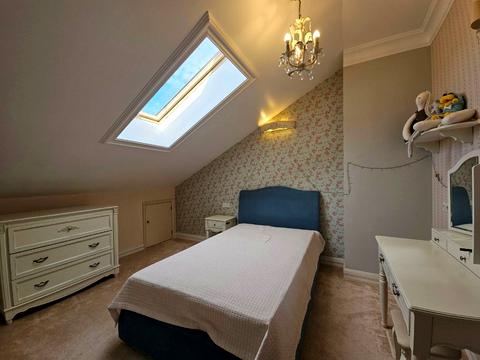 дом по адресу Івана Сулими