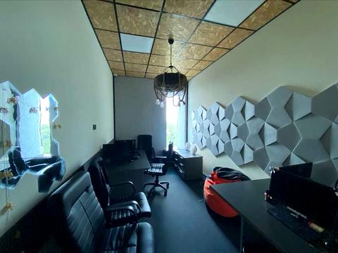 комерційна за адресою Перемоги вул., 61