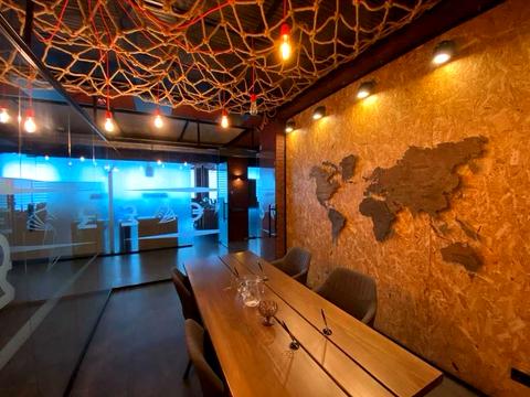 комерційна за адресою Перемоги вул., 61