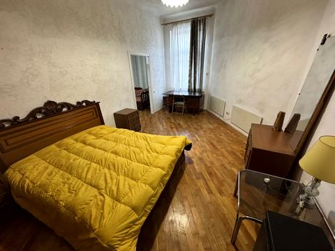 квартира за адресою Сергія Єфремова вул., 6