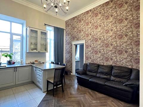 квартира за адресою Одеса, Рішельєвська вул. (Ленина улица), 43