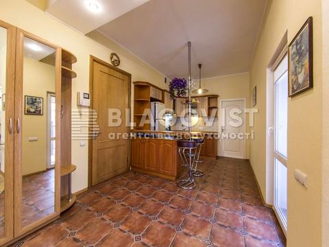 квартира по адресу Круглоуниверситетская ул., 13