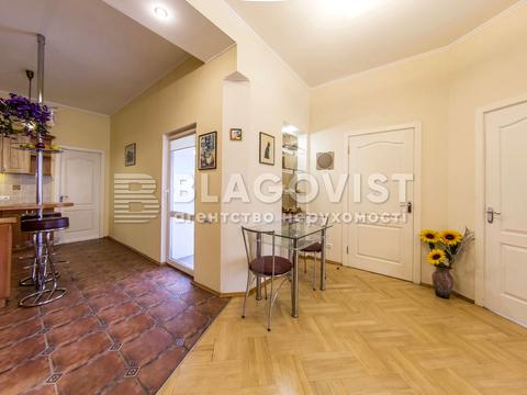 квартира по адресу Круглоуниверситетская ул., 13