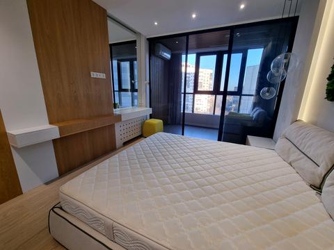 квартира за адресою Патріарха Мстислава Скрипника вул., 40