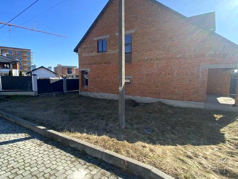 будинок за адресою Весняна вул., 4