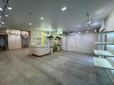 комерційна за адресою Василя Тютюнника вул. (Анрі Барбюса), 56