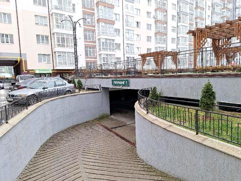 паркоместо по адресу Высочана ул., 18