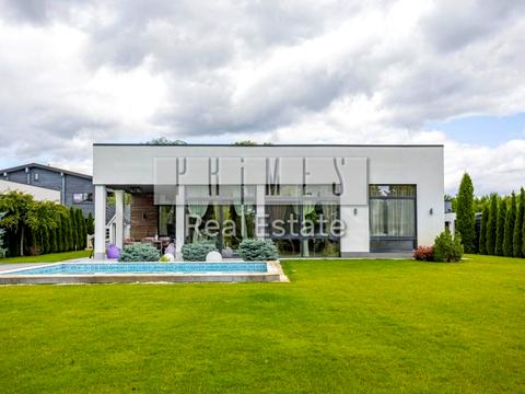 дом по адресу  ул.