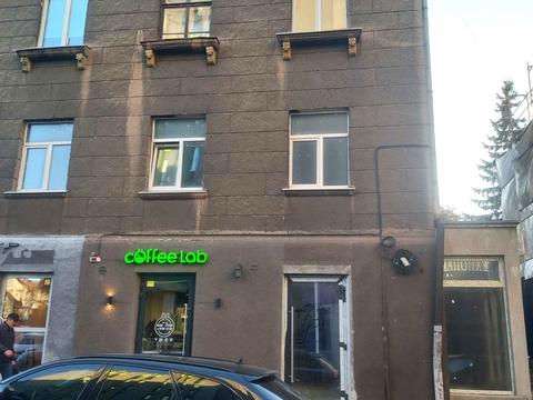 комерційна за адресою Героїв УПА, 76