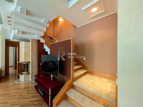 квартира по адресу Андреевский спуск, 1-А