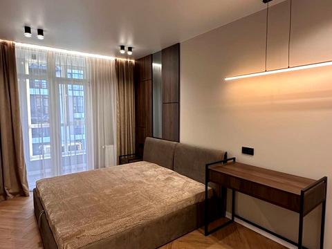 квартира по адресу Героев Майдана ул., (Будинок 9)