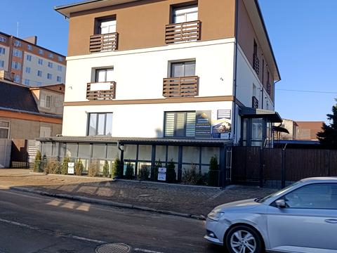 квартира за адресою Рівне, Дворецька вул., 38