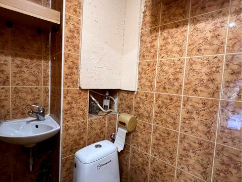 комерційна за адресою Крехівська вул., 9