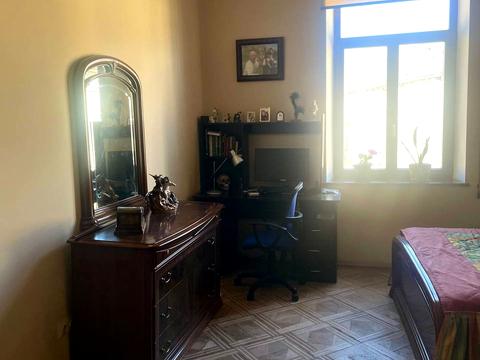 квартира по адресу Пекарская ул., 49