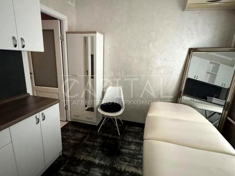 комерційна за адресою Братства Тарасівців вул. (Декабристів), 5