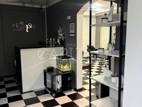 комерційна за адресою Братства Тарасівців вул. (Декабристів), 5