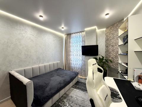 квартира за адресою Літературна вул., 1а