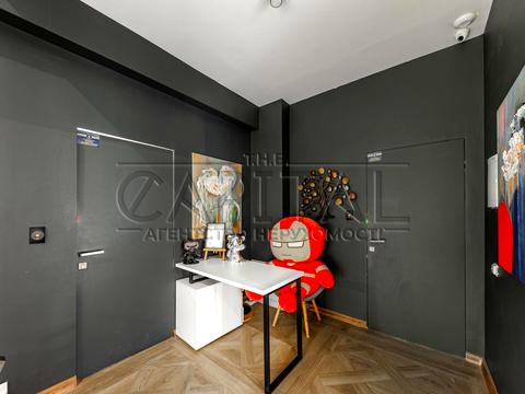 комерційна за адресою Київ, Болсуновська вул. (Сергія Струтинського), 4