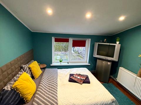 квартира по адресу Яворницького ул. (Комсомольский), 24