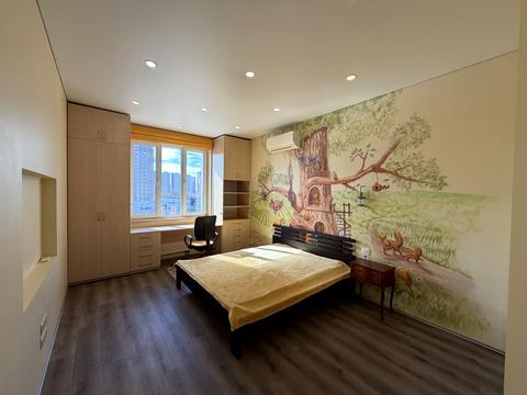 квартира за адресою Дніпровська набережна вул., 14