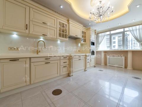 квартира за адресою Андрія Верхогляда вул. (Михайла Драгомирова), 16