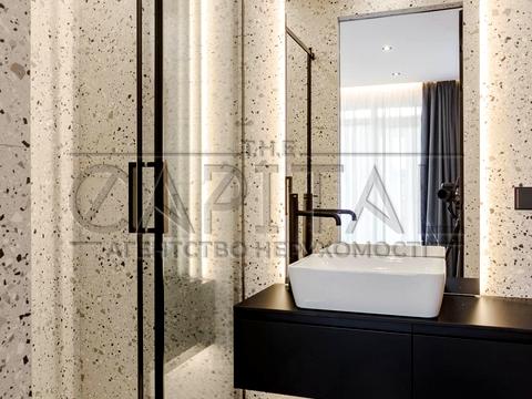 квартира за адресою Київ, Салютна вул., 21