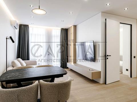 квартира за адресою Київ, Салютна вул., 21