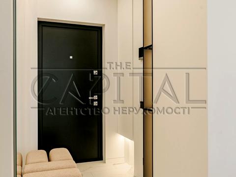 квартира за адресою Київ, Салютна вул., 21