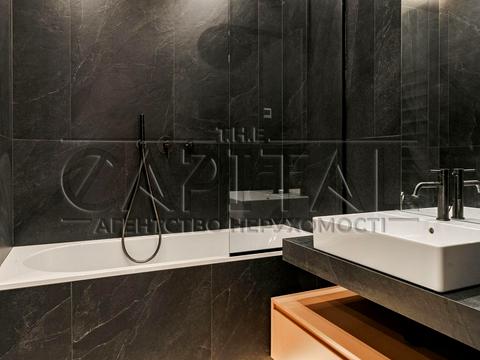 квартира за адресою Київ, Салютна вул., 21