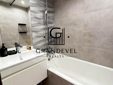 квартира за адресою Академіка Єфремова вул. (Командарма Уборевича), 7-А