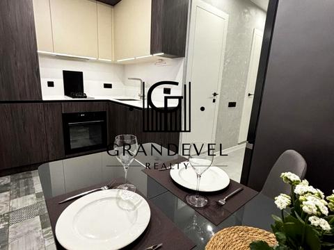 квартира за адресою Академіка Єфремова вул. (Командарма Уборевича), 7-А