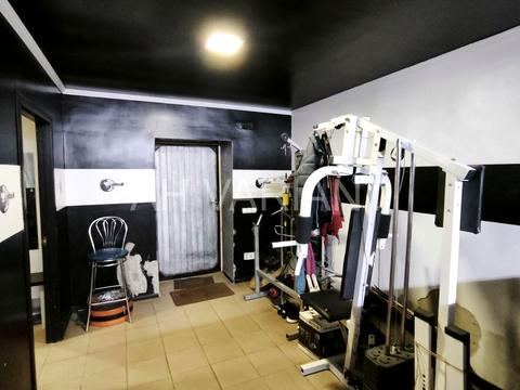 комерційна за адресою Петра Лінтура вул., 10