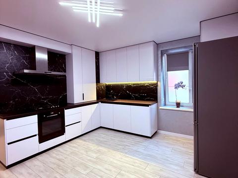 квартира за адресою Амосова вул., (Будинок 6)