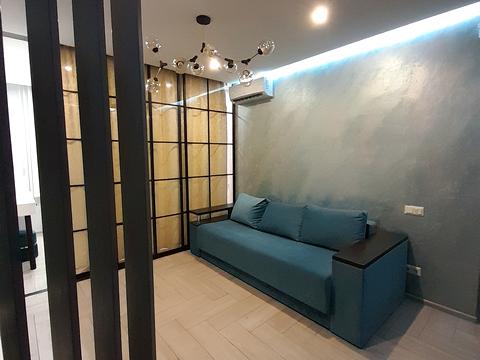 квартира за адресою Юнацька вул., 8