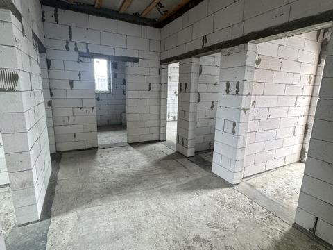 будинок за адресою Леоніда Каденюка вул., 49