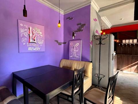 комерційна за адресою Гетьмана Івана Мазепи вул. (Топольна), 37